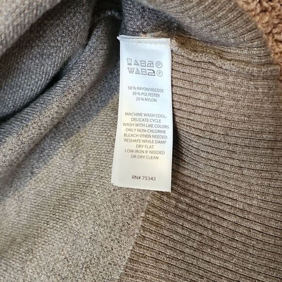 Christian Siriano NY Brown and Blue Camo - Picture 4 of 4